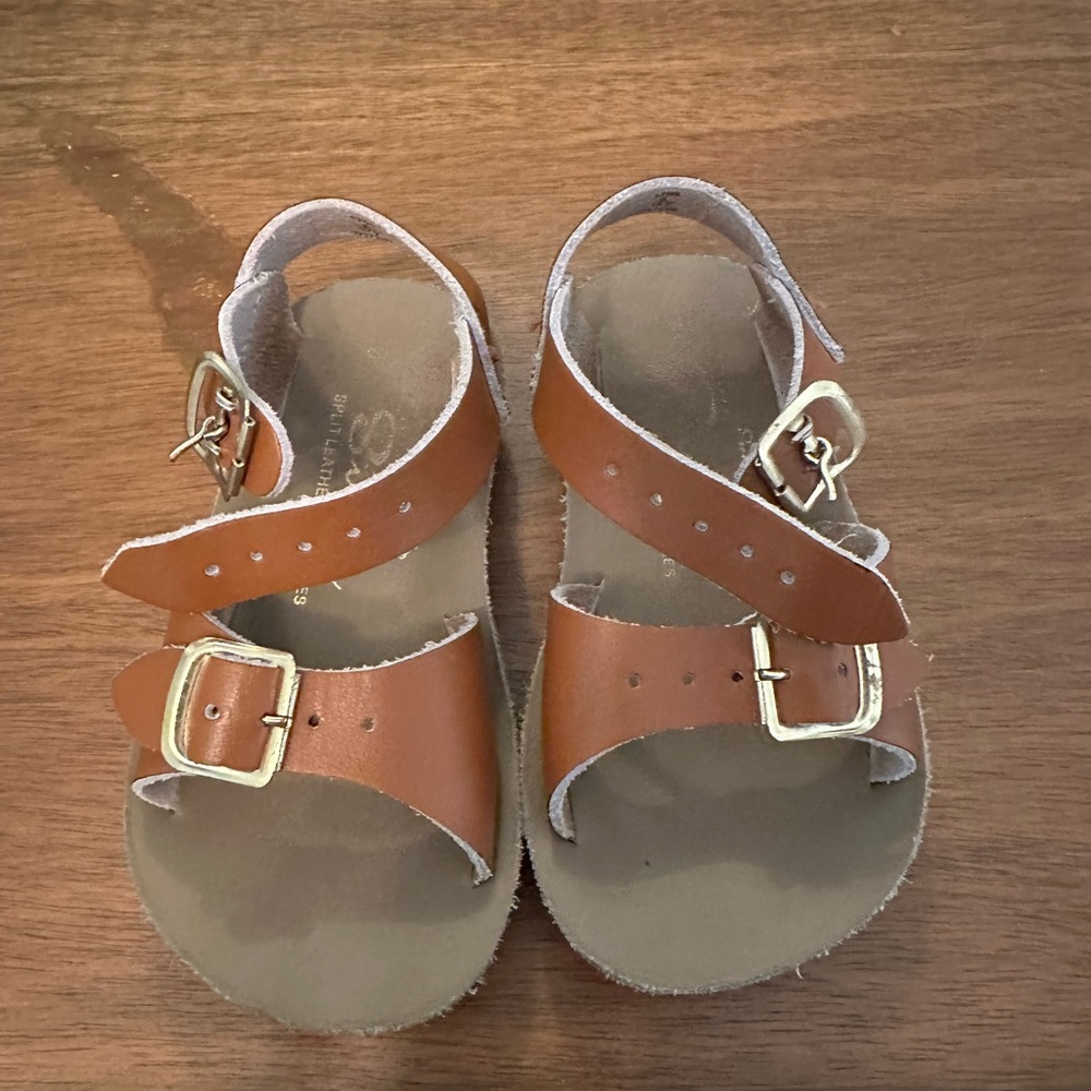 Saltwater LUXE Brown Sandals with Adjustable Straps
